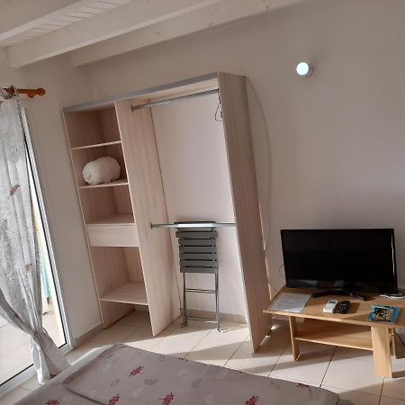 Le Studio De Jeannine Apartment Капестер-Бел-О Екстериор снимка