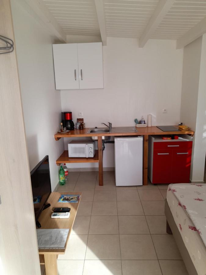 Le Studio De Jeannine Apartment Капестер-Бел-О Екстериор снимка